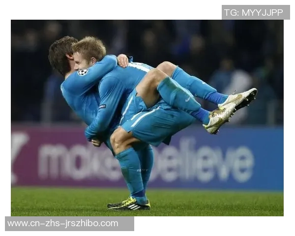 格罗兹尼与克拉斯的激烈对决揭示了足球战术的魅力与团队合作的重要性